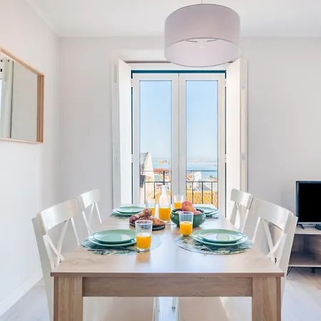 Mbird Lapa River View Duplex